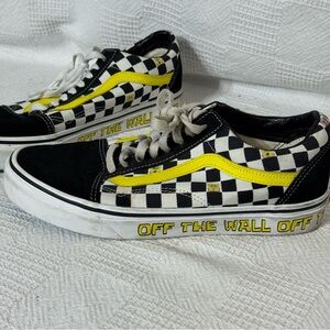 Vans SpongeBob Squarepants Old Skool Sneakers Iconic‎ Checkerboard  7M 8.5W